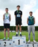 31 May 2025; Theo Quinn of Belvedere College, Dublin, centre, who finished first in the Senior Boys High Jump, alongside Darragh Kelly of Clarin College Athenry, Galway, left, who finished second, and Alex Heaney of Scoil Mhuire Clane, Kildare, who finished third during the 123.ie All-Ireland Schools Track and Field Championships at Tullamore Harriers Athletics Club in Offaly. Photo by Shauna Clinton/Sportsfile