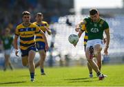 31 May 2025; Eoghan Frayne of Meath in action against David Murray of Roscommon during the GAA Football All-Ireland Senior Championship Round 2 match between Roscommon and Meath at King & Moffatt Dr Hyde Park in Roscommon. Photo by Tom Beary/Sportsfile