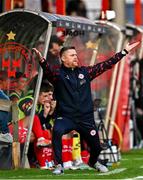 13 June 2025; Shelbourne manager Damien Duff reacts during the SSE Airtricity Men's Premier Division match between Shelbourne and Shamrock Rovers at Tolka Park in Dublin. Photo by Sam Barnes/Sportsfile