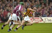 19 September 2004; Patrick Hogan, Kilkenny, in action against Kevin Hynes, (green helmet), and John Hughes, Galway. All-Ireland Minor Hurling Championship Final Replay, Kilkenny v Galway, O'Connor Park, Tullamore, Co. Offaly. Picture credit; Damien Eagers / SPORTSFILE