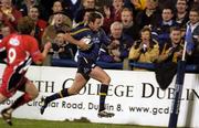 24 September 2004; Gary Brown, Leinster, on his way to scoring his sides first try. Celtic League 2004-2005, Leinster v The Borders, Donnybrook, Dublin. Picture credit; Damien Eagers / SPORTSFILE
