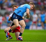 28 June 2025; Cian Murphy of Dublin in action against Seánie O'Donnell of Tyrone during the GAA Football All-Ireland Senior Championship quarter-final match between Dublin and Tyrone at Croke Park in Dublin. Photo by Ray McManus/Sportsfile