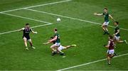 29 June 2025; Mathew Costello of Meath passes the ball to team-mate Jordan Morris, which resulted in their side's second goal during the GAA Football All-Ireland Senior Championship quarter-final match between Meath and Galway at Croke Park in Dublin. Photo by Daire Brennan/Sportsfile