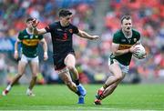 29 June 2025; Tom O'Sullivan of Kerry in action against Rory Grugan of Armagh during the GAA Football All-Ireland Senior Championship quarter-final match between Armagh and Kerry at Croke Park in Dublin. Photo by Shauna Clinton/Sportsfile