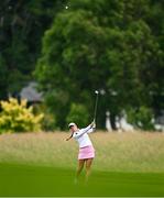 3 July 2025; Mimi Rhodes of England chips onto the ninth green during day one of the 2025 KPMG Women’s Irish Open Golf Championship at Carton House Golf Club in Maynooth, Kildare. Photo by Seb Daly/Sportsfile