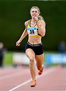 5 July 2025; Lucy-May Sleeman of Leevale AC, Cork, centre, on her way to winning the U23 women 100m during the 123.ie National U20 & U23 Championships at Tullamore Harriers Athletics Club in Tullamore, Offaly. Photo by Sam Barnes/Sportsfile