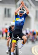 9 July 2025; Matthew Walls of Cycling Leinster celebrates winning the Stage 2 of 2025 Junior Tour of Ireland from Ennis to Kilkee. Photo by Stephen McMahon/Sportsfile