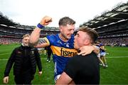 20 July 2025; Willie Connors of Tipperary celebrates with Kieran Cummins after the GAA Hurling All-Ireland Senior Championship final match between Cork and Tipperary at Croke Park in Dublin. Photo by Stephen McCarthy/Sportsfile