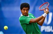 22 July 2025; Ammar Elamin, from Mullingar in Westmeath, representing Technological University Dublin and Ireland, competes in the men's singles quarter-final against James Matthew Connel, representing University of Florida State and Great Britain, during day six of the FISU World University Games 2025 at ETUF Tennisanlage in Essen, Germany. Photo by Shauna Clinton/Sportsfile