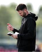 4 August 2025; Dundalk manager Ciarán Kilduff during the SSE Airtricity Men's First Division match between Dundalk and Longford Town at Oriel Park in Dundalk, Louth. Photo by Thomas Flinkow/Sportsfile