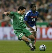 9 October 2004; Andy Reid, Republic of Ireland, in action against Antonio Mavuba, France. FIFA World Cup 2006 Qualifier, France v Republic of Ireland, Stade de France, Paris, France. Picture credit; David Maher / SPORTSFILE