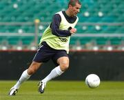 12 October 2004; Roy Keane, Republic of Ireland, in action during squad training. Lansdowne Road, Dublin. Picture credit; David Maher / SPORTSFILE