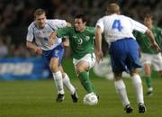 13 October 2004; Andy Reid, Republic of Ireland, in action against Julian Johnsson, left, and Pol Thorsteinsson, Faroe Islands. FIFA 2006 World Cup Qualifier, Republic of Ireland v Faroe Islands, Lansdowne Road, Dublin. Picture credit; Brian Lawless / SPORTSFILE