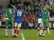 9 October 2004; Andy O'Brien (5) and Kevin Kilbane (8), Republic of Ireland, react to a late chance by John O'Shea going narrowly wide. FIFA World Cup 2006 Qualifier, France v Republic of Ireland, Stade de France, Paris, France. Picture credit; Brendan Moran / SPORTSFILE