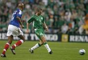 9 October 2004; Roy Keane, Republic of Ireland, in action against Olivier Dacourt, France. FIFA World Cup 2006 Qualifier, France v Republic of Ireland, Stade de France, Paris, France. Picture credit; Brendan Moran / SPORTSFILE