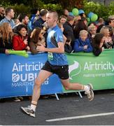 28 October 2013; Kieran Phipps, from Douglas, Co. Cork, during the Airtricity Dublin Marathon 2013. Merrion Square, Dublin. Picture credit: Stephen McCarthy / SPORTSFILE