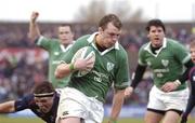 20 November 2004; Eric Miller, Ireland, goes past Gerhard Klerck, USA, on his way to scoring a try. Rugby International, Ireland v USA, Lansdowne Road, Dublin. Picture credit; Matt Browne / SPORTSFILE