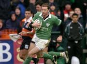 20 November 2004; Geordan Murphy, Ireland, goes over for his try against the USA. Rugby International, Ireland v USA, Lansdowne Road, Dublin. Picture credit; Matt Browne / SPORTSFILE