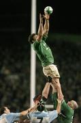 27 November 2004; Malcolm O'Kelly, Ireland, wins a lineout against Argentina. Rugby International, Ireland v Argentina, Lansdowne Road, Dublin. Picture credit; Brendan Moran / SPORTSFILE