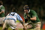 27 November 2004; Paul O'Connell, Ireland, in action against Lucas Borges, Argentina. Rugby International, Ireland v Argentina, Lansdowne Road, Dublin. Picture credit; Brendan Moran / SPORTSFILE