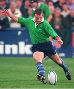 25 September1998; Alan McGowan, Leinster. European Rugby Cup, Leinster v Stade Francais, Donnybrook, Dublin. Picture credit: Brendan Moran / SPORTSFILE