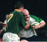 28 November 1998; Keith Wood, Ireland, in action against Bobby Skinstad, South Africa. International Rugby Friendly, Ireland v South Africa, Landsdowne Road, Dublin. Picture credit: Matt Browne / SPORTSFILE
