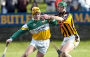 6 February 2005; Niall Claffey, Offaly, in action against Henry Shefflin, Kilkenny. Walsh Cup, Semi-Final, Offaly v Kilkenny, St. Brendan's Park, Birr, Co. Offaly. Picture credit; Damien Eagers / SPORTSFILE