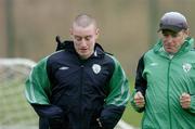6 February 2005; Brian Kerr, Republic of Ireland manager, with Stephen Elliott during squad training. Malahide FC, Malahide, Co. Dublin. Picture credit; David Maher / SPORTSFILE