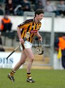 27 February 2005; Martin Comerford, Kilkenny, is sent to the sin bin by referee Ger Harrington. Allianz National Hurling League, Division 1A, Kilkenny v Galway, Nowlan Park, Kilkenny. Picture credit; Pat Murphy / SPORTSFILE