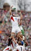 27 February 2005; Ben Kay, England, wins possession in the lineout against Malcolm O'Kelly, Ireland. RBS Six Nations Championship 2005, Ireland v England, Lansdowne Road, Dublin. Picture credit; Matt Browne / SPORTSFILE