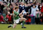 27 February 2005; Ireland captain Brian O'Driscoll celebrates scoring his sides first try against England. RBS Six Nations Championship 2005, Ireland v England, Lansdowne Road, Dublin. Picture credit: Brendan Moran / SPORTSFILE