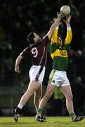 19 March 2005; Daragh O'Se, Kerry, in action against David O'Shaughnessy, Westmeath. Allianz National Football League, Division 1A, Kerry v Westmeath, Austin Stack Park, Tralee, Co. Kerry. Picture credit; Matt Browne / SPORTSFILE