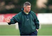 2 February 1999; Ireland rugby coach Warren Gatland. Ireland Rugby Squad Training, Dr Hickey Park, Greystones, Co. Wicklow. Picture credit: Brendan Moran / SPORTSFILE
