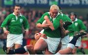 6 March 1999; Rob Henderson, Ireland, in action against England. Five Nations Rugby Championship, Ireland v England, Lansdowne Road, Dublin. Picture credit: Matt Browne / SPORTSFILE