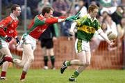 27 March 2005; Colm Cooper, Kerry, in action against Keith Higgins, left and James Nallen, Mayo. Allianz National Football League, Division 1A, Mayo v Kerry, McHale Park, Castlebar, Co. Mayo. Picture credit; Pat Murphy / SPORTSFILE