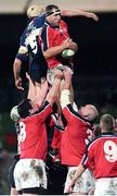 5 November 1999; John Langford, Munster, wins the lineout from Malcolm O'Kelly, Leinster. Guinness Interprovincial Rugby Championship, Leinster v Munster, Donnybrook, Dublin. Picture credit: Aoife Rice / SPORTSFILE
