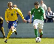 28 April 2005; Harry Arter, Republic of Ireland, in action against Jonas Gustavsson, Sweden. U16 Friendly International, Republic of Ireland U16 v Sweden U16, Whitehall, Dublin. Picture credit; Brian Lawless / SPORTSFILE