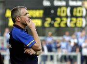15 May 2005; Luke Dempsey, Longford manager, watches on during the closing stages of the game. Bank Of Ireland Leinster Senior Football Championship, Dublin v Longford, Croke Park, Dublin. Picture credit; David Maher / SPORTSFILE