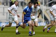 15 May 2005; Kevin Manning, Wicklow, in action against David Lyons, right and Ronan Sweeney, Kildare. Bank Of Ireland Leinster Senior Football Championship, Wicklow v Kildare, Croke Park, Dublin. Picture credit; David Maher / SPORTSFILE