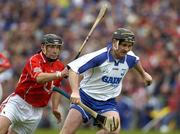 22 May 2005; Fergal Hartley, Waterford, in action against Ben O'Connor, Cork. Guinness Munster Senior Hurling Championship Semi-Final, Cork v Waterford, Semple Stadium, Thurles, Co. Tipperary. Picture credit; Ray McManus / SPORTSFILE