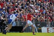 22 May 2005; Brian Corcoran, Cork, in action against Fergal Hartley, Waterford. Guinness Munster Senior Hurling Championship Semi-Final, Cork v Waterford, Semple Stadium, Thurles, Co. Tipperary. Picture credit; Brendan Moran / SPORTSFILE