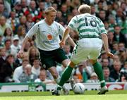 29 May 2005; Damien Duff, Republic of Ireland XI, in action against Ulrik Laursen, Celtic  XI. Jackie McNamara Testimonial, Celtic XI v Republic of Ireland XI, Celtic Park, Glasgow, Scotland. Picture credit; David Maher / SPORTSFILE