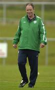31 May 2005; Republic of Ireland manager Brian Kerr during squad training. Malahide FC, Malahide, Dublin. Picture credit; Damien Eagers / SPORTSFILE