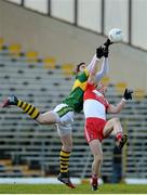 9 February 2014; David Moran, Kerry, in action against Patsy Bradley, Derry. Allianz Football League, Division 1, Round 2, Kerry v Derry, Fitzgerald Stadium, Killarney, Co. Kerry. Picture credit: Diarmuid Greene / SPORTSFILE