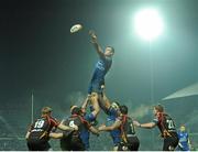 14 February 2014; Rhys Ruddock, Leinster, wins possession in the lineout. Celtic League 2013/14 Round 14, Leinster v Newport Gwent Dragons, RDS, Ballsbridge, Dublin. Picture credit: Piaras Ó Mídheach / SPORTSFILE