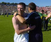 10 July 2005; Tomas O'Se, Kerry, is congratulated by his manager Jack O'Connor. Bank of Ireland Munster Senior  Football Championship Final, Cork v Kerry, Pairc Ui Chaoimh, Cork. Picture credit; Pat Murphy / SPORTSFILE