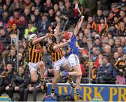 23 February 2014; Padraig Walsh, left, and Cillian Buckley, Kilkenny, in action against Conor O'Brien, Tipperary. Allianz Hurling League, Division 1A, Round 2, Kilkenny v Tipperary, Nowlan Park, Kilkenny. Picture credit: Pat Murphy / SPORTSFILE