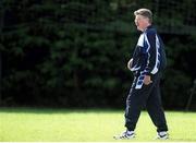 25 May 2000; Barbarians coach Bob Dwyer during squad training ahead of the Anglo Irish Bank International test against Ireland at Lansdowne Road next Sunday. Barbarians Rugby Squad Training, Dublin. Picture credit: Brendan Moran / SPORTSFILE