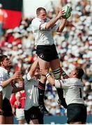 6 May 2000; Franck Belot, Toulouse, wins possession in the lineout. Heineken European Cup semi-final, Toulouse v Munster, Stade Lescure, Bordeaux, France. Picture credit: Brendan Moran / SPORTSFILE