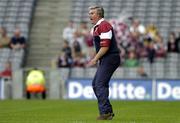 31 July 2005; Galway manager Conor Hayes urges on his players during the second half. Guinness All-Ireland Hurling Championship, Quarter-Final, Galway v Tipperary, Croke Park, Dublin. Picture credit; Brendan Moran / SPORTSFILE